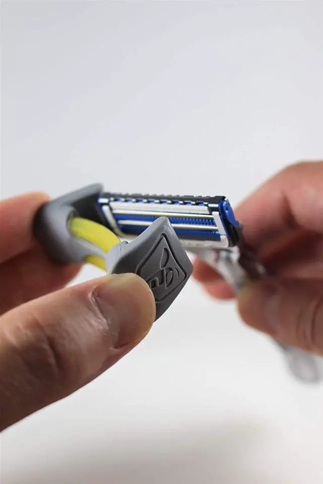 Alt view image 7 of 7 - SteelBee Razor Saver | Anti-Rust Razor Cover | Blade Life-Extender | Travel Cartridge Protector | Corrosion-Preventing Attachment