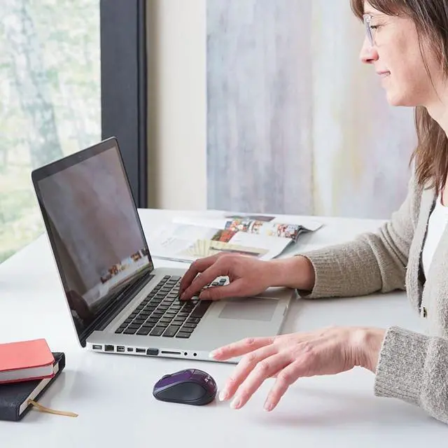 Alt view image 6 of 7 - Verbatim Wireless Mini Travel Optical Mouse - Purple