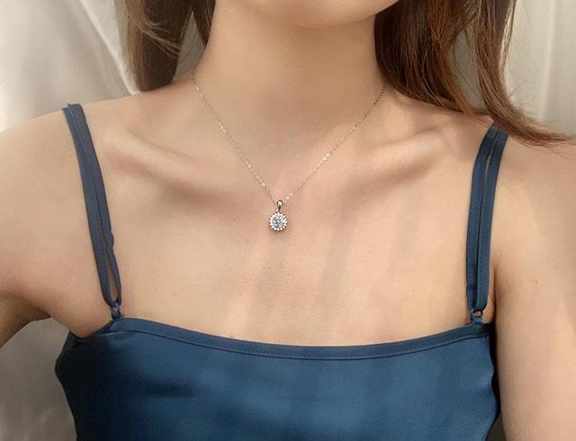 Alt view image 5 of 7 - 925 Sterling Silver Sunflower Necklace for Women 1CT Moissanite Flower Pendant Necklace for Women Wedding Fine Jewelry