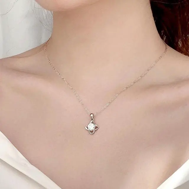 Alt view image 4 of 7 - 1CT Moissanite Clover Necklace for Women 925 Sterling Silver Pendant Artificial Diamond Clavicle Chain Jewelry for Girlfriend