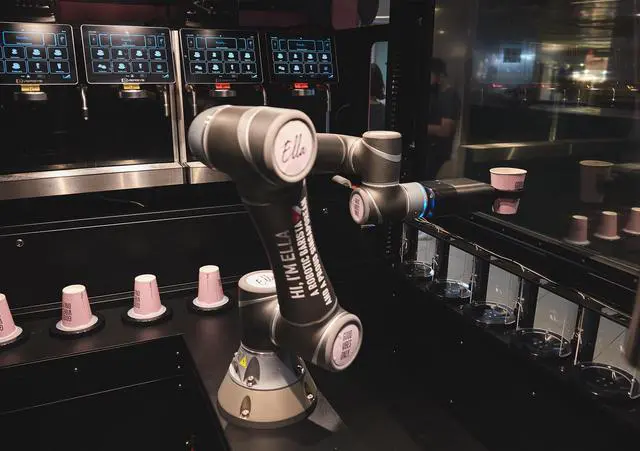 Alt view image 4 of 4 - The Robot Barista - Ella