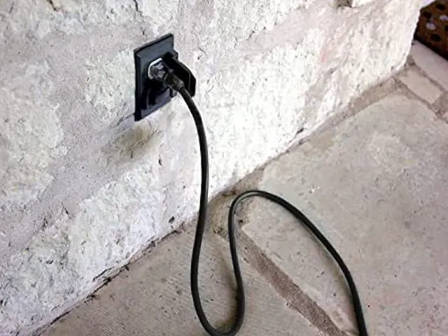 Alt view image 6 of 6 - 2 ft - 12 Gauge Heavy Duty 3-Outlet Lighted SJTW Indoor/Outdoor Black Extension Cord by Watt's Wire - Short 2' 12-Gauge Grounded 15-Amp Power-Cord (2 Foot 12-Awg Black)