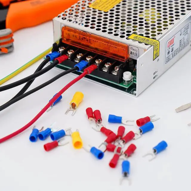 Alt view image 4 of 7 - Terminal Blocks 2 Pack 12 Circuits 20A 300V,48 PCS Heat Shrink Wire Connectors