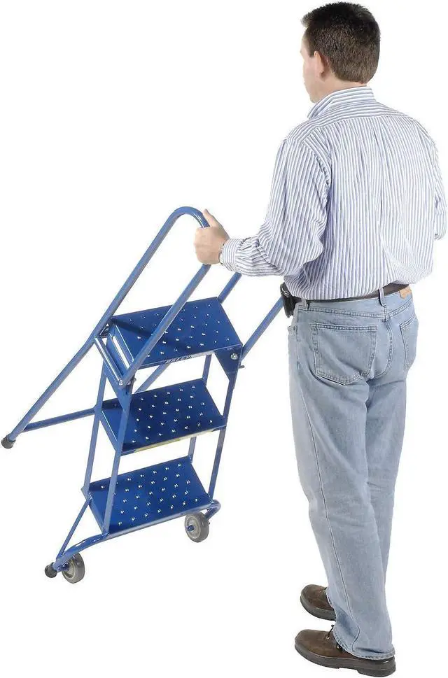 Alt view image 3 of 4 - Ballymore 3 Step Lock-N-Stock Folding Ladder