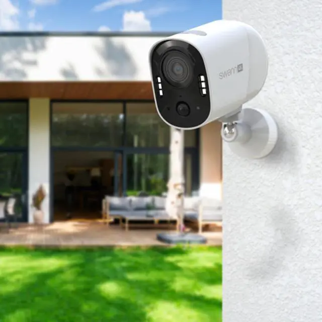 Alt view image 4 of 4 - Swann Xtreem 4K Wireless Security Camera, Wireless Camera with 32GB Micro SD & Cloud Storage, Indoor & Outdoor Surveillance