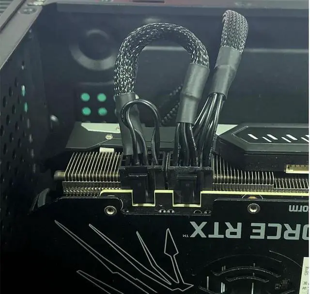 Alt view image 3 of 4 - Suitable for SEASONIC graphics card module cable snake leather bag module cable 8P to double 6+2P 8P to (6+2) 80cm (60+20cm)