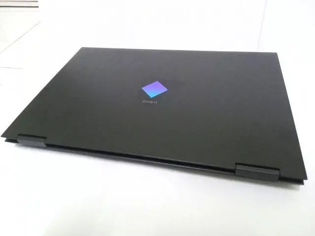 Alt view image 3 of 3 - HP OMEN 17-ck2010ca 17:3 / i9-13900HX  32 GB RAM/  2 TB M.2 NVMe 
- Nvidia RTX 4080