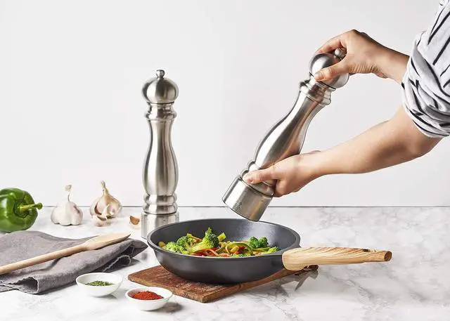Alt view image 6 of 6 - Peugeot Paris Chef uSelect Stainless Steel 30cm - 12" Pepper Mill