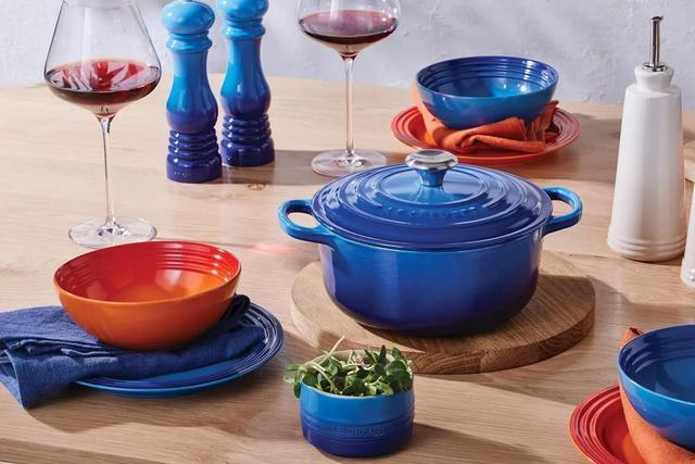 Alt view image 4 of 5 - Le Creuset Enameled Signature Round Casserole Dish With Lid, 3.5 qt - Azure