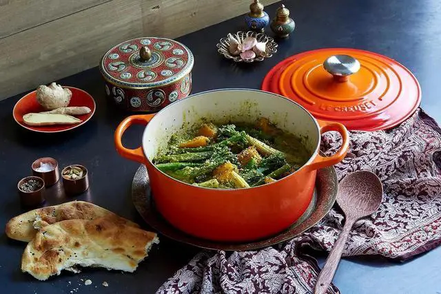 Alt view image 6 of 7 - Le Creuset Enameled Cast Iron Signature Round Dutch Oven, 5.5 qt. - Flame