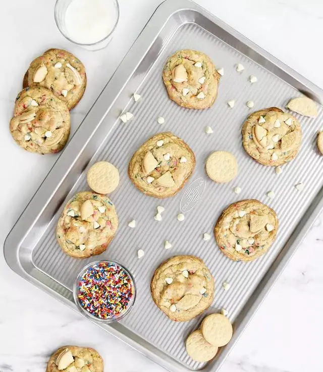 Alt view image 6 of 6 - USA Pan Bakeware Aluminzed Steel 5Pcs Set - Half, Cookie Sheet, Loaf & Cake Pan