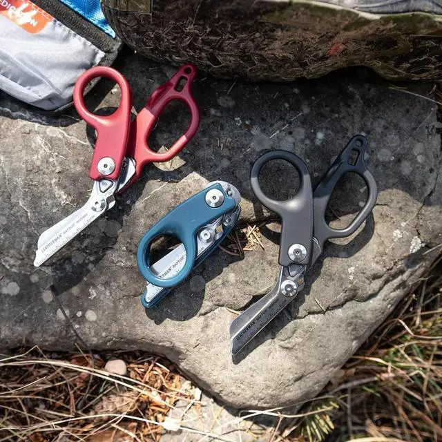 Alt view image 2 of 6 - Leatherman Raptor Response Pocket Size 4 Tool Stainless Steel Multitool, Crimson