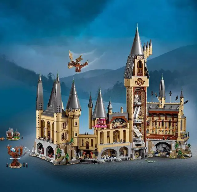Alt view image 2 of 7 - LEGO 71043 Adult Hogwarts Castle Building Set, 6020 Pieces - Age 16+