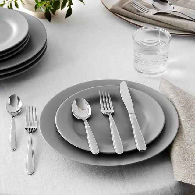 Alt view image 2 of 3 - Oneida Jordan 20-Piece 10.4 inches Everyday Flatware Silverware Set, Set of 4
