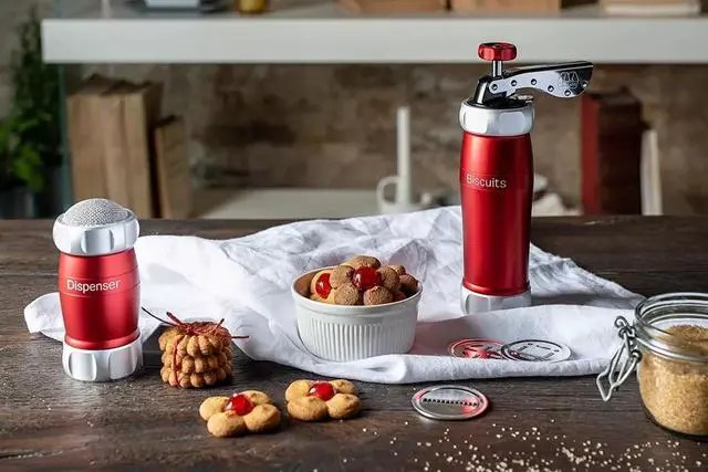 Alt view image 3 of 3 - Marcato Atlas Deluxe Biscuit Maker Cookie Press with 20 Shape Discs, Red
