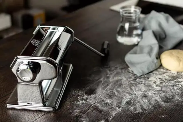 Alt view image 3 of 3 - Marcato Atlas 180 MM Roller Sheeter Stainless Steel Pasta Maker, Silver