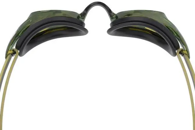 Alt view image 2 of 4 - Speedo Vanquisher 3.0 Mirrored Swimming Slide & Lock Nose Bridge Goggles, Green