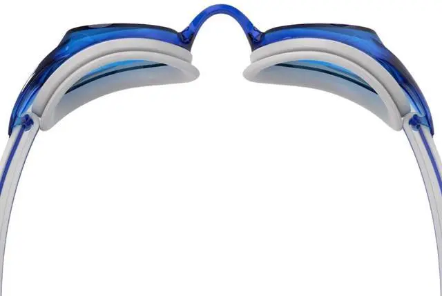 Alt view image 4 of 5 - Speedo Vanquisher 3.0 Anti-Fog Swimming Slide & Lock Nose Bridge Goggles, Blue