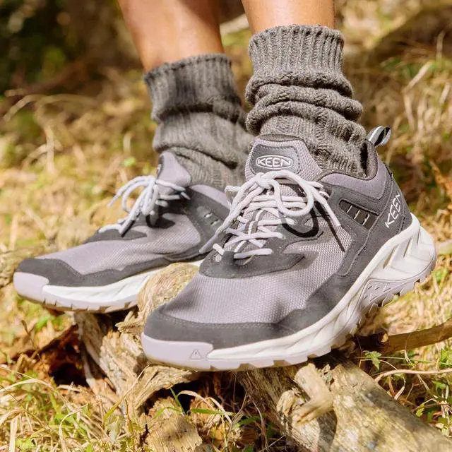 Alt view image 5 of 7 - KEEN Men's Hightrail Low Height Regular Hiking Shoes, Black/Vapor, Size 8