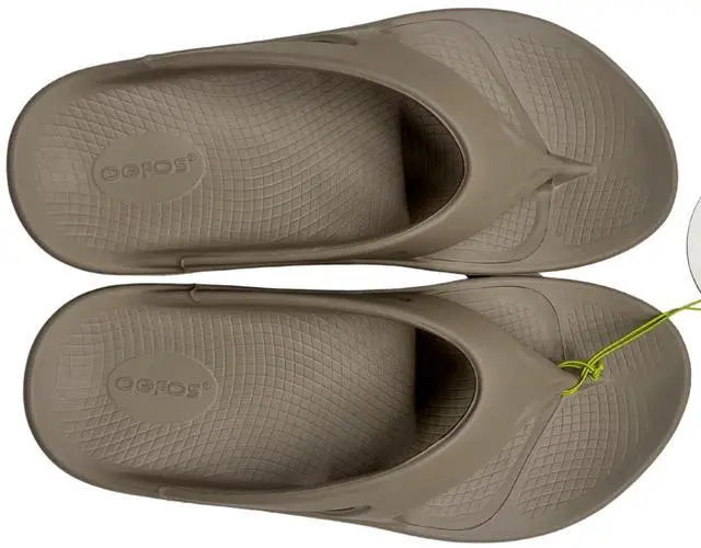 Alt view image 3 of 4 - OOFOS Unisex OOriginal Thong Lightweight Regular Sandal, Nomad, Size M13/W15