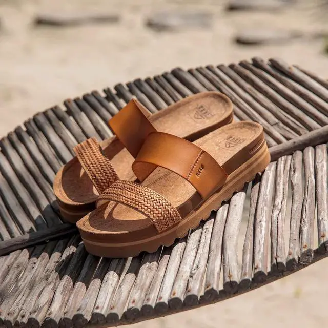 Alt view image 5 of 7 - REEF Women's Cushion Vista Hi Platform Regular Sandal, Natural Braid Size 10M