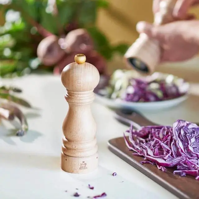 Alt view image 2 of 4 - Peugeot 32494 Paris Chef u'Select Stainless Steel 22cm - 8 3/4"" Pepper Mill