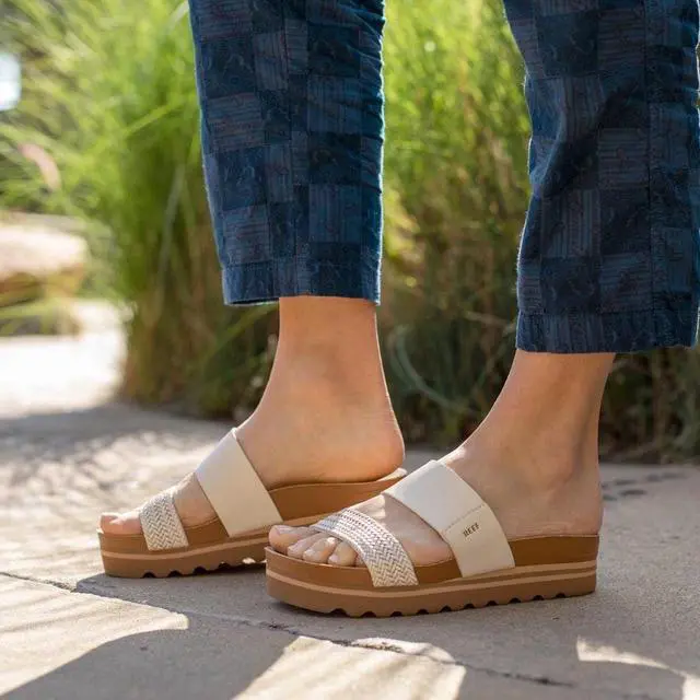Alt view image 7 of 7 - REEF Women's Cushion Vista Hi Comfortable Regular Sandal - Vintage, Size 8