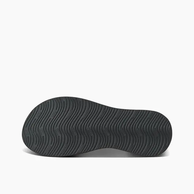 Alt view image 3 of 6 - REEF Men's Cushion Phantom 2.0 Flip Flop Regular Sandal - Black, Size 10