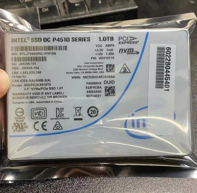 Intel 1TB SSD DC P4510 Series NVME U.2 SSDPE2KX010T8 Solid State