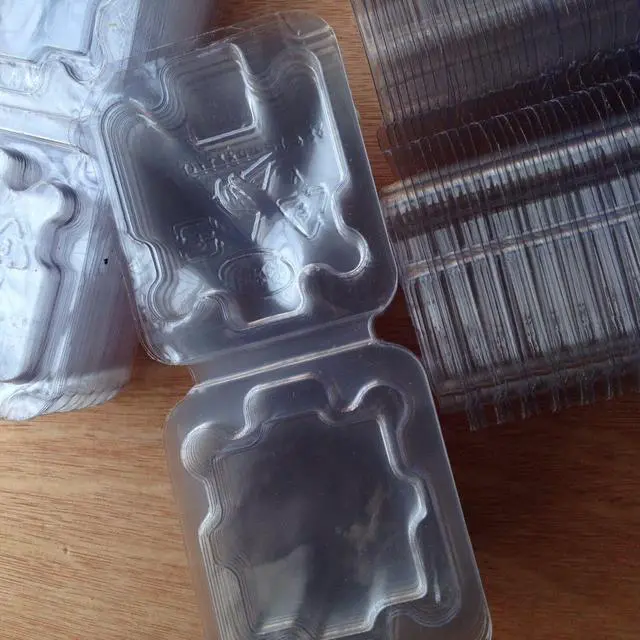 Alt view image 2 of 3 - 10 pcs New Inter CPU Clamshell Tray Case For 478 775 1150 1155 1156 CPU