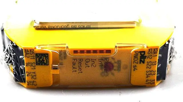 Alt view image 3 of 6 - New Sealed Pilz PNOZ S4 750104 Safety Relay 24VDC 3 N/O 1 N/C Screw Terminal