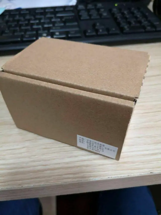 Alt view image 2 of 4 - New OMRON Temperature Controller E5CZ-R2MT AC100-240V In Box