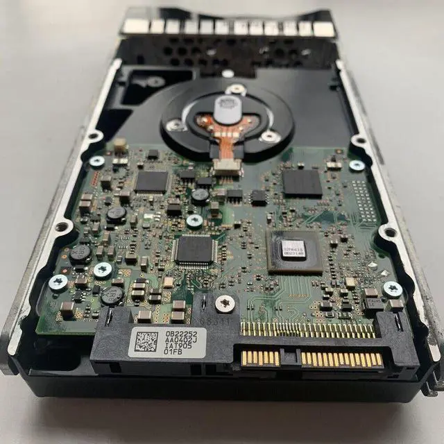 Alt view image 4 of 4 - 43X0805/43X0802/42C0242/43W7506/43W7508- IBM 300GB 15K HOT SWAP 3.5" SAS Tray