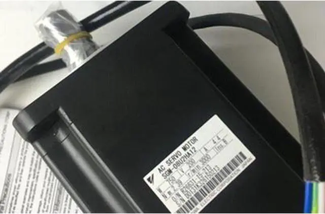 Alt view image 4 of 6 - New In Box YASKAWA SGM-08U2HA12 Servo Motor