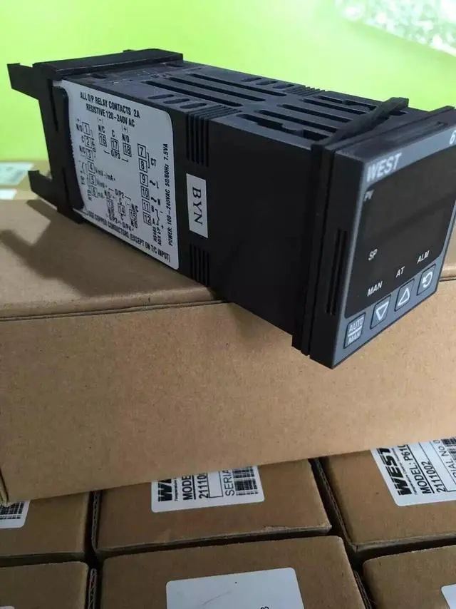 Alt view image 2 of 2 - 1pcs New WEST Temperature Controller P6100 21110020