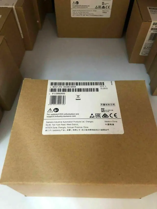 Main image of 1PCS Unopened New Siemens 6ES7 215-1AG40-0XB0 6ES7215-1AG40-0XB0