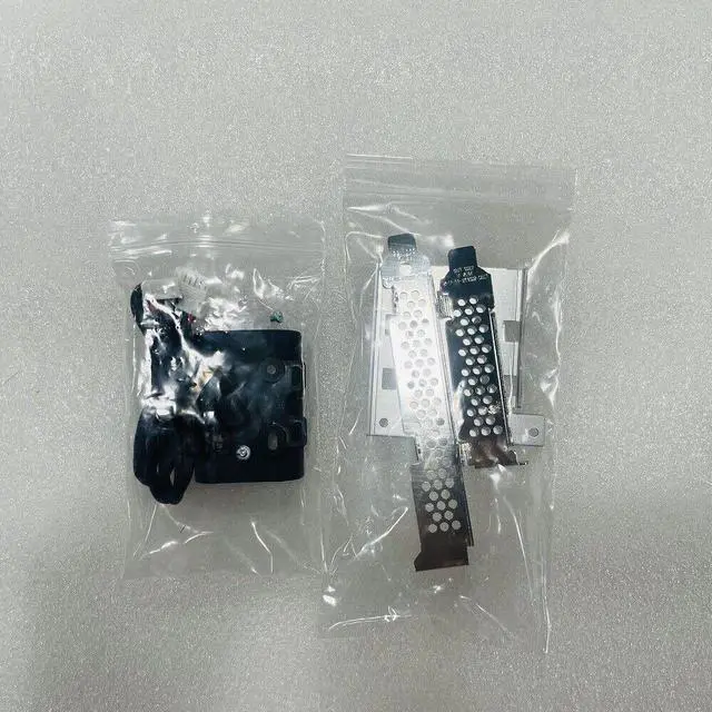 Alt view image 5 of 5 - New In Box Adaptec Flash Module 2275400-R AFM-700 SuperCap Tray Bracket