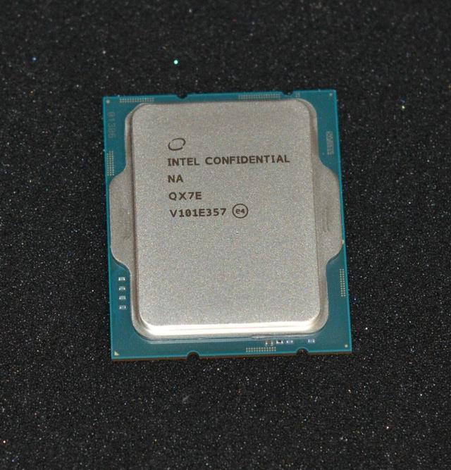 Intel Core i9-12900K ES QX7E CPU Processor 16Core 1.8GHz 24Thread 125W  LGA1700