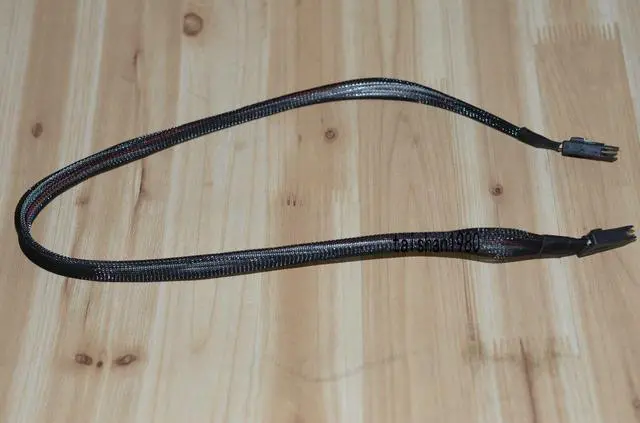 Main image of Amphenol SAS 36 Pin SFF-8087 to Mini SAS 36 Pin SFF-8087 Data 70cm