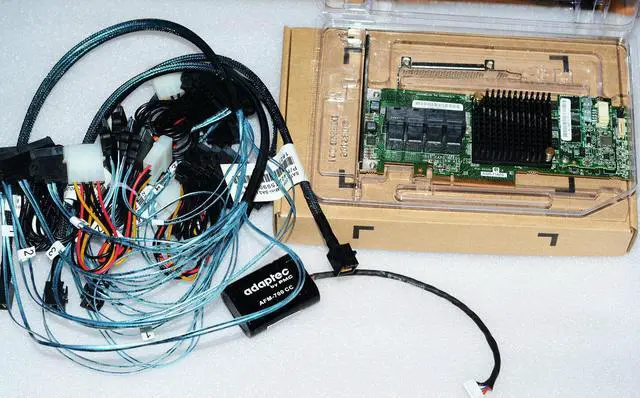 Main image of Adaptec ASR-71605 16-Port 6Gb/s 1GB SATA PCIe RAID + 8643 TO sata*4 cable