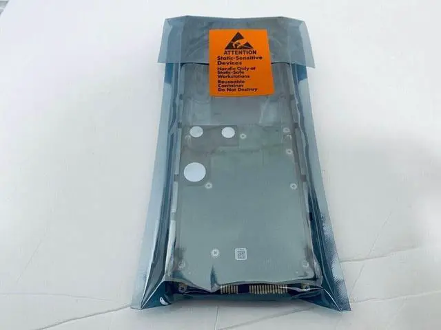 Alt view image 2 of 4 - 01LJ787 01LJ794 01LJ796 IBM V7000 1.2TB 10K RPM 12Gb/s 2.5" SAS HDD Hard Drive