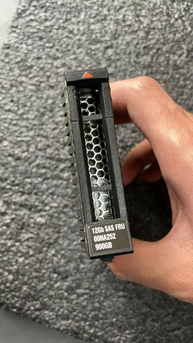 New 00NA251 00NA252 LENOVO 900GB 10K SAS 12GBPS 2.5IN G3HS