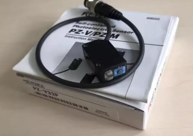 Alt view image 2 of 3 - 1PC New Keyence PZ-V33P Fiber Optic Sensor PZ-V33P