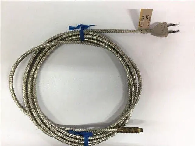 Alt view image 2 of 2 - Omron E32-D61 Fiber Optic Sensor E32D61 New One