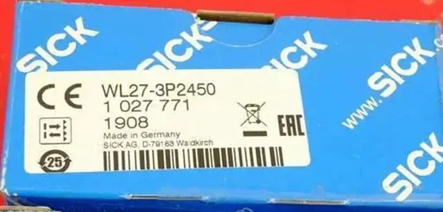 Main image of NEW SICK Mirror reflection photoelectric switch WL27-3P2450 #S