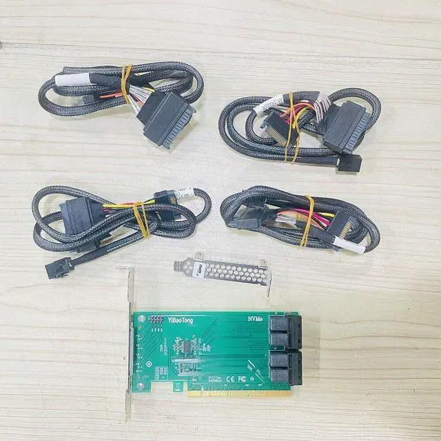 Main image of U.2 NVMe SSD SFF8643 to SFF-8639 NVMe U.2 with Cable PCIe x16 Quad Port Adapter