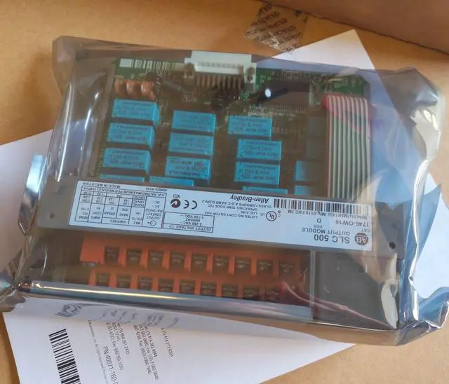 Alt view image 5 of 5 - New Factory Sealed 1746-OW16 SLC 500 SerD PLC Output Module 1746OW16