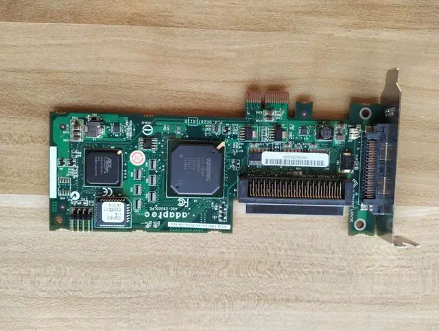 Main image of Adaptec 29320LPE PCI-E U320 SCSI Card Low Bracket pulled from server