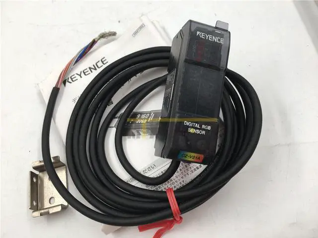 Alt view image 5 of 7 - 1pcs Keyence Brand new ones Digital Sensor CZ-V21A New In Box