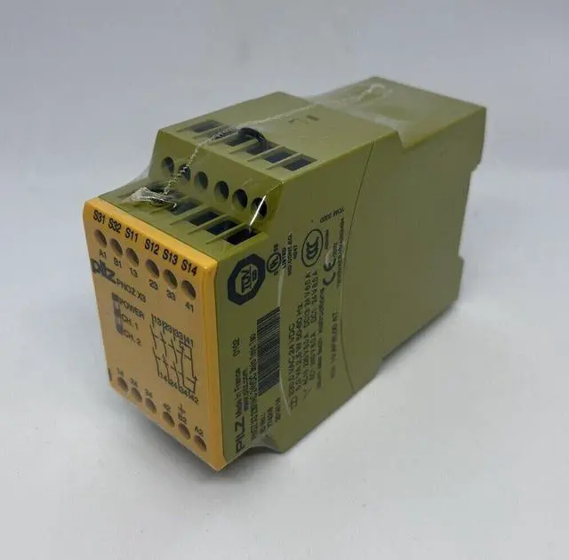 Alt view image 4 of 5 - New Pilz PNOZ X3 774318 230VAC 24VDC 3N/O 1N/C 1SO Safety Relay